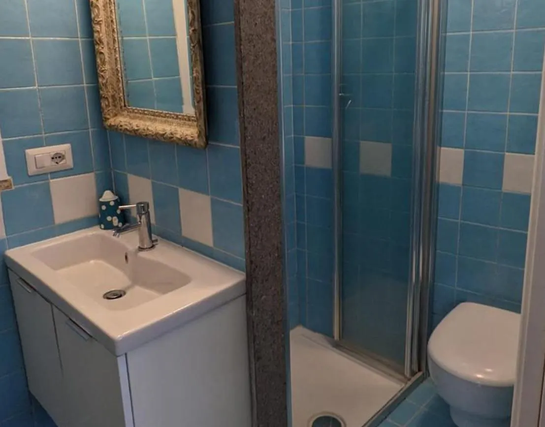 Cosy 1-Bed Studio Apartment In Roma