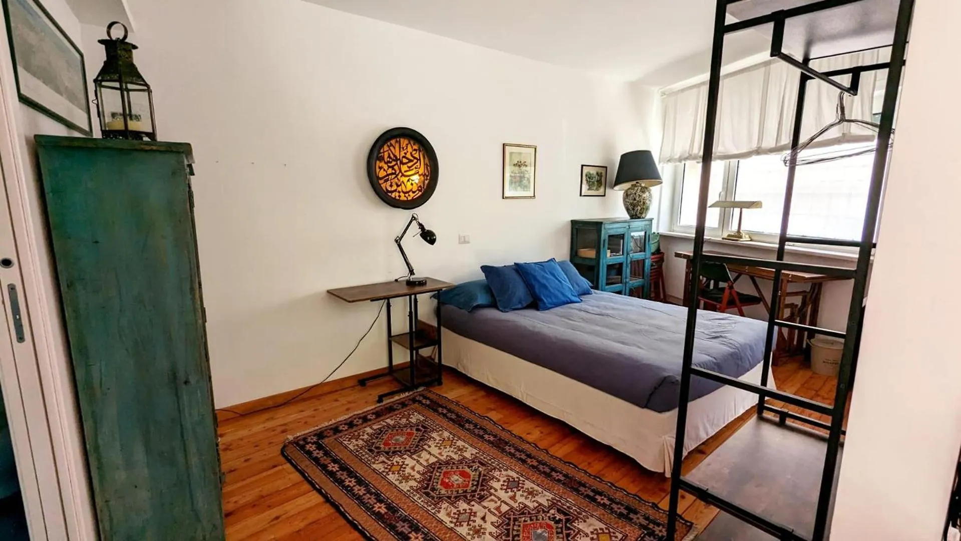 Cosy 1-Bed Studio Apartment In Roma